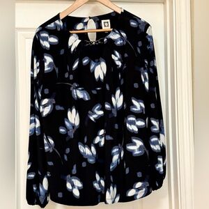 Anne Klein Navy and White Patterned Blouse